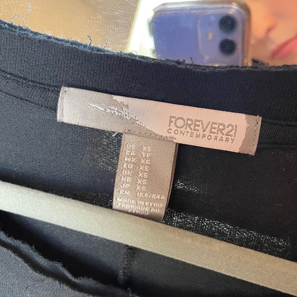 Black tee shirt - Picture 4 of 4